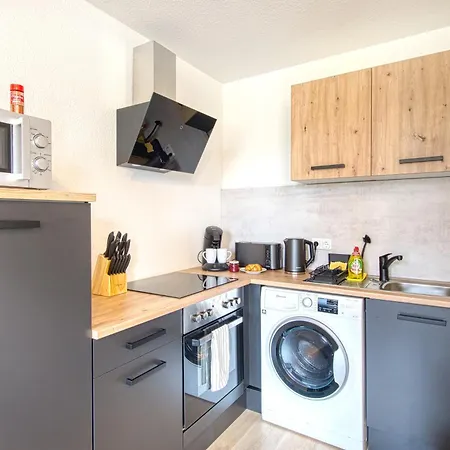 Διαμέρισμα Larooms Merseburg - Apartment Ws01 - Voll Ausgestattetes Studioapartment Fuer Langzeitaufenthalte *