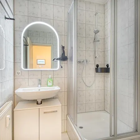 Διαμέρισμα Larooms Merseburg - Apartment Ws01 - Voll Ausgestattetes Studioapartment Fuer Langzeitaufenthalte *