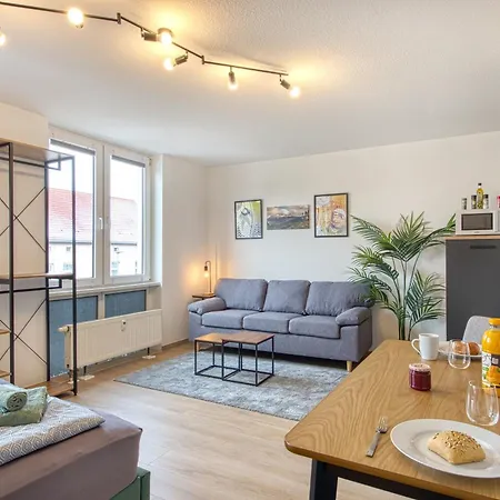 Larooms - Whiterock 1, Zentrale Lage, Tolle Anbindung