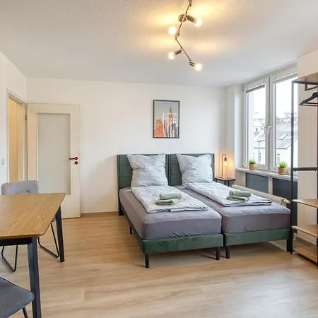 Larooms - Whiterock 1, Zentrale Lage, Tolle Anbindung *