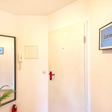 Larooms - Whiterock 1, Zentrale Lage, Tolle Anbindung Merseburg