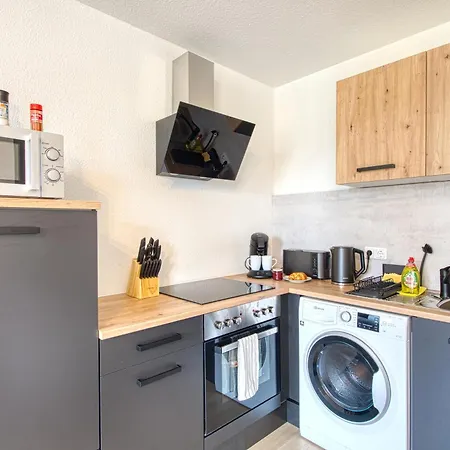 Larooms - Whiterock 1, Zentrale Lage, Tolle Anbindung *